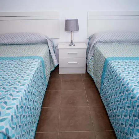Familiar Exclusivo Con Piscina, Jardin Y Wi-fi Cerca De La Playa De Bateles - Es-180-240